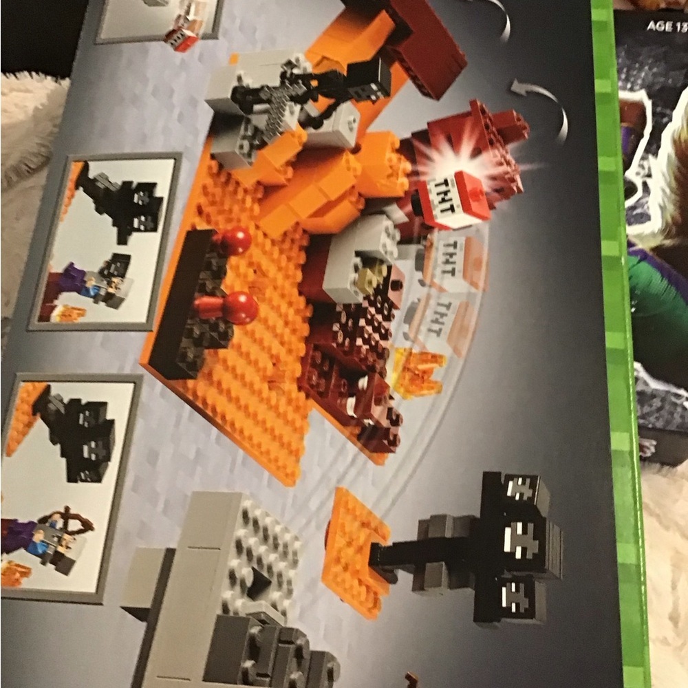 LEGO Minecraft The Wither Set - Black, Gray, Red - Picture 4 of 7